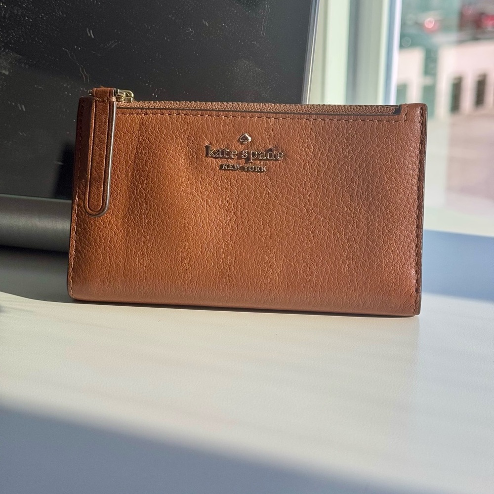 Kate Spade Brown Wallet - Picture 3 of 11